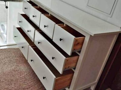 Selling ikea hemnes chest of drawers