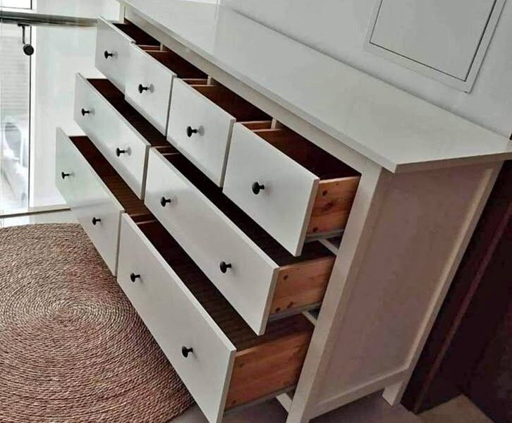 Selling ikea hemnes chest of drawers